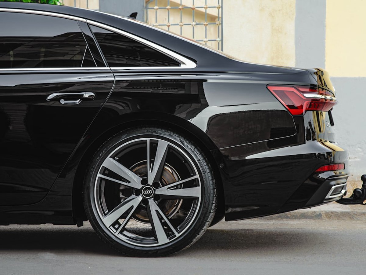 Pare-boue sur-mesure thermoformés pour voiture
